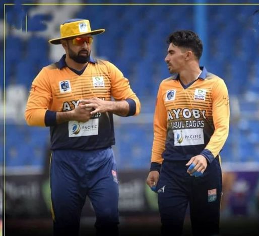 نبي او ګوربز د افغان نجونو پر مخ د طبي مرکزونو تړل غیر عادلانه پرېکړه وبلله