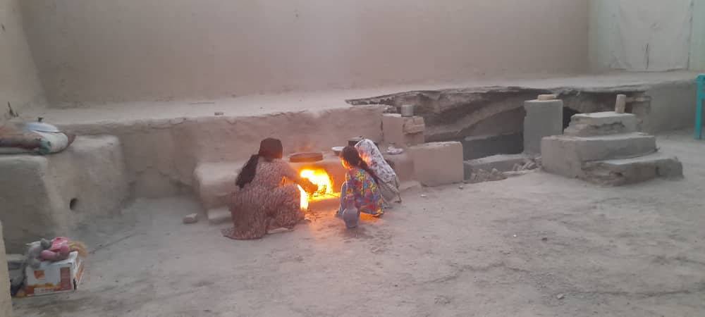بلقیس و دو فرزندش در دوره حامله‌گی