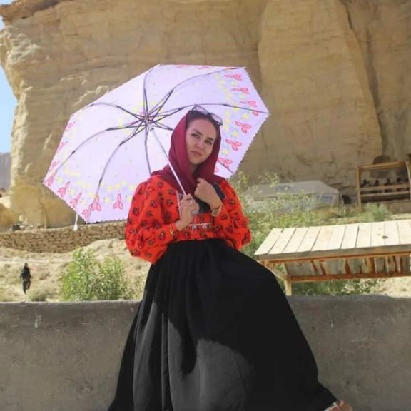 پریسا آزاده، فعال حقوق زنان بعد از یک ماه و ۱۰ روز از زندان طالبان 'آزاد شد'