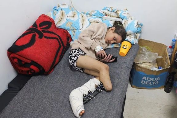 یوولس کلنه نور معروف هغه کوچنۍ فلسطینۍ نجلۍ ده، چې د اسراییل په برید کې یې کیڼه پښه پرې شوې او د غزې سوېل رفح اروپایي روغتون کې د درملنې لاندې ده او ترور یې ورسره مرسته کوي.