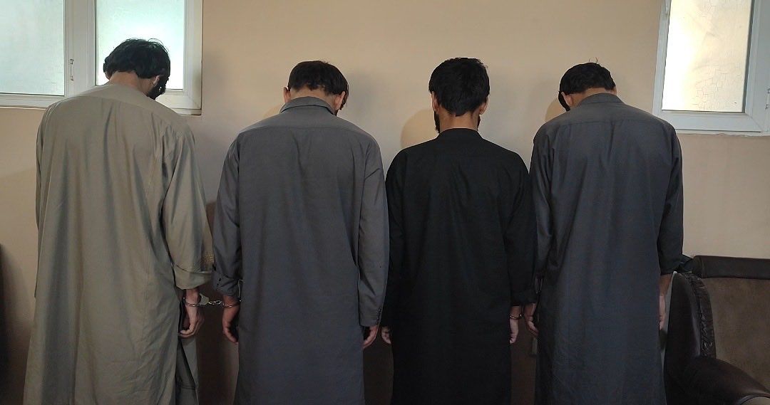 طالبانو په تخار کې د یوه صراف د وژنې په تور څلور کسان نیولي