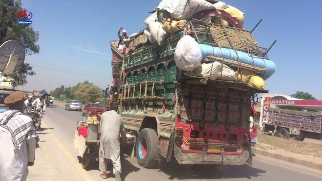 د طالبانو کډوالو وزارت: سلګونه افغان کډوال په جبري توګه له پاکستانه راستانه کړل شول