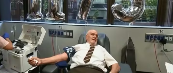 اهداکننده خون که جان ۲.۴ میلیون نوزاد را نجات داد، در خانه سالمندان استرالیا درگذشت