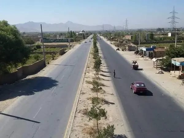 جبهه مقاومت ملی می‌گوید با بمب‌گذاری کنار جاده‌ای نیروهای طالبان را هدف قرار داد