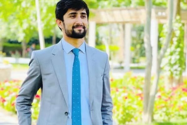 روز جهانی نویسندگان در بند؛ نوشتن جرم نیست