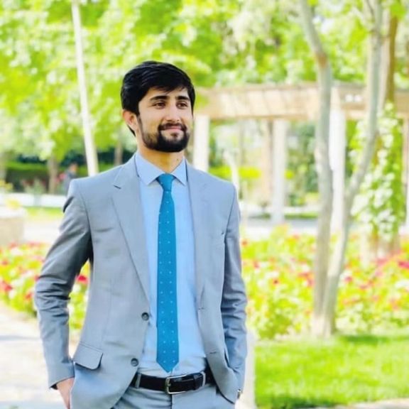 روز جهانی نویسندگان در بند؛ نوشتن جرم نیست