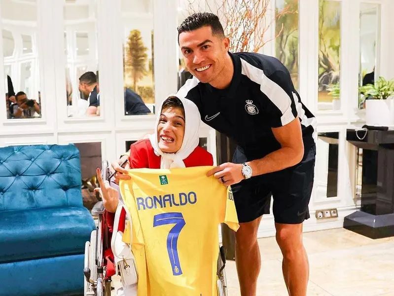 حاشیه‌های حضور رونالدو در ایران؛ از واکنش بن سلمان تا ملاقات ستاره پرتگالی با هنرمند معلول
