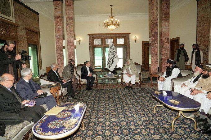 عراقچي په کابل کې؛ طالبان او ایران د خپلمنځي همکاريو نوې لارې ګوري