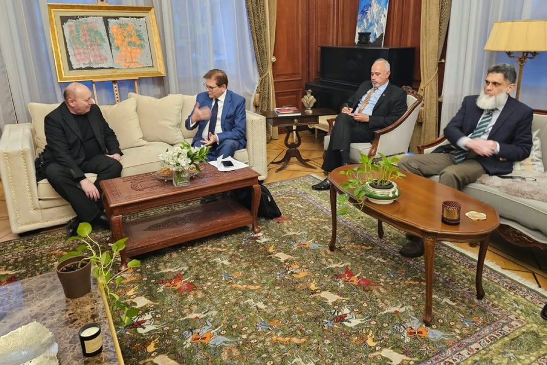 د مسکو ناستې په څنډه کې؛ د پاکستان او تاجکستان استازو د افغانستان پر وضعیت خبرې کړې دي