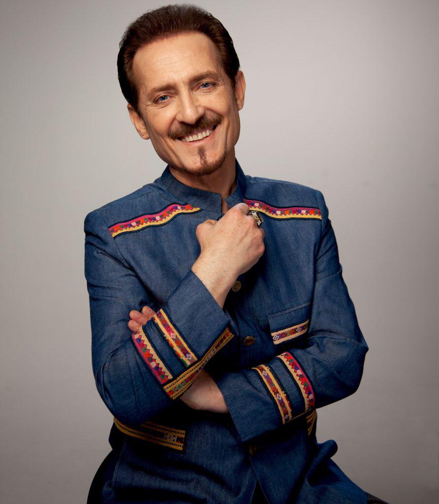 فرهاد دریا: هیچ ابر خبیثی نمی‌تواند موسیقی را خاموش کند