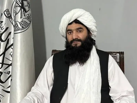 طالبانو د دفاع وزارت یو چارواکی له روسیې د پوځي توکو له غوښتنې وروسته له دندې ګوښه کړ