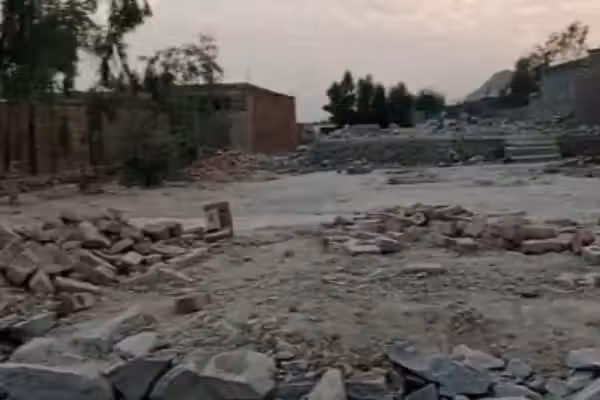 د ننګرهار د یو شمېر اوسېدونکو ادعا: طالبان غواړي زموږ ځمکې د دولتي ځمکو په نوم ضبط کړي