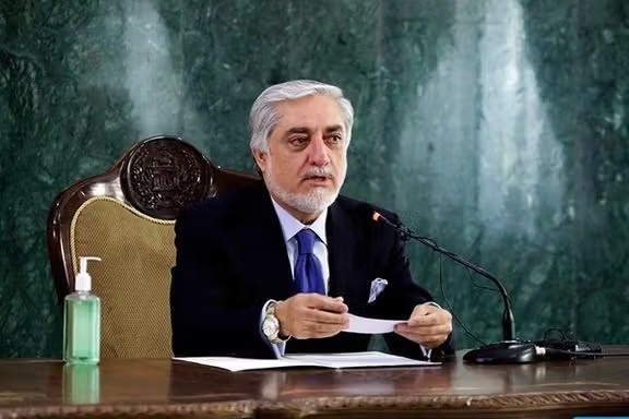 د طالبانو ادارې په کابل کې پر عبدالله عبدالله او نورو سیاسي څېرو فشارونه ډېر کړي