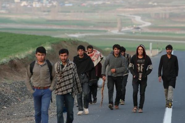 Turkey Routinely Pushing Back Thousands of Afghans At Iran Border, Says HRW