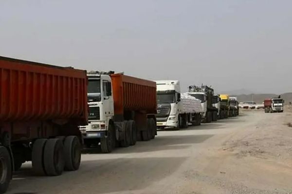 400 Iranian Cargo Trucks Stranded in Afghanistan, Reports Country’s Media Outlet
