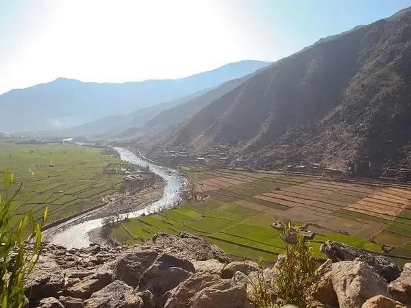 طالبان می‌گوید دو عضو داعش را در کنر کشته است