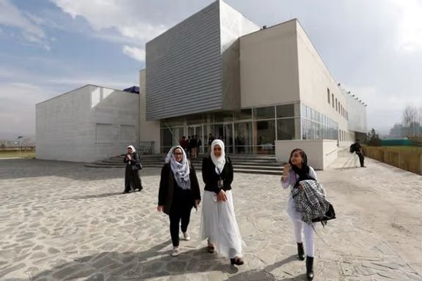 طالبانو د افغانستان د پخواني امریکايي پوهنتون نوم بدل کړی دی
