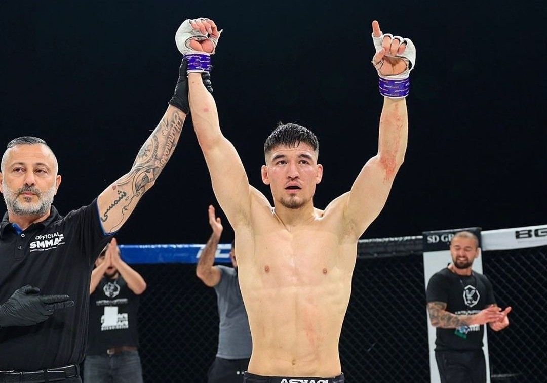 سخی قنبری در یک مبارزه طوفانی، حریف برازیلی‌اش را تسلیم کرد