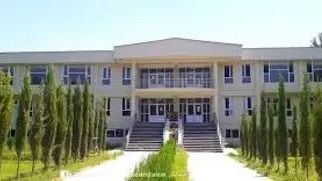 طالبانو بدخشان پوهنتون کې د خولۍ پر سر کول او د ږیرې پرېښودل جبري کړل