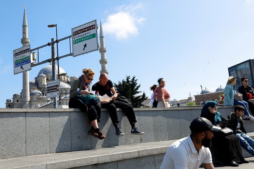  زمین‌لرزه‌ نیرومند استانبول، بیش از ۱۵۰ زخمی برجا گذاشت
