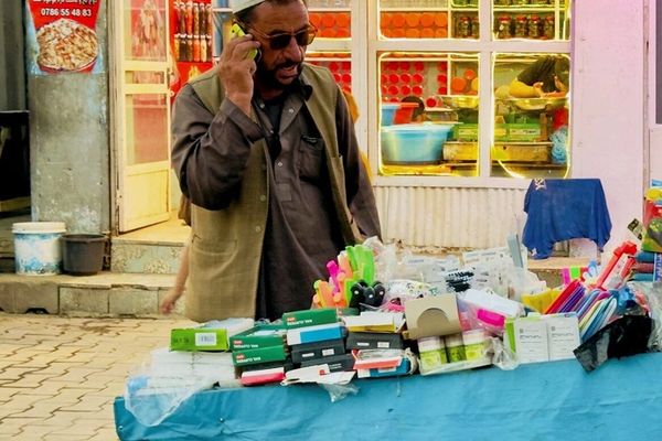 طالبان وايي چې مخابراتي خدماتو ته د خلکو لاسرسی ډېر شوی