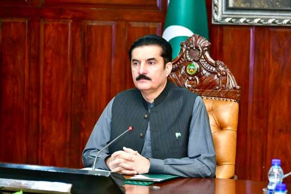 فیصل کریم کنډي: د خیبر پښتونخوا امن او ثبات مو لومړیتوب دی