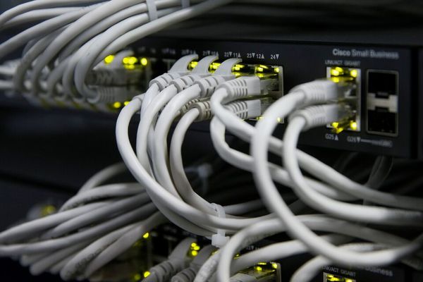 طالبان اینترنت بیسیم را در پنج ولایت قطع کرد