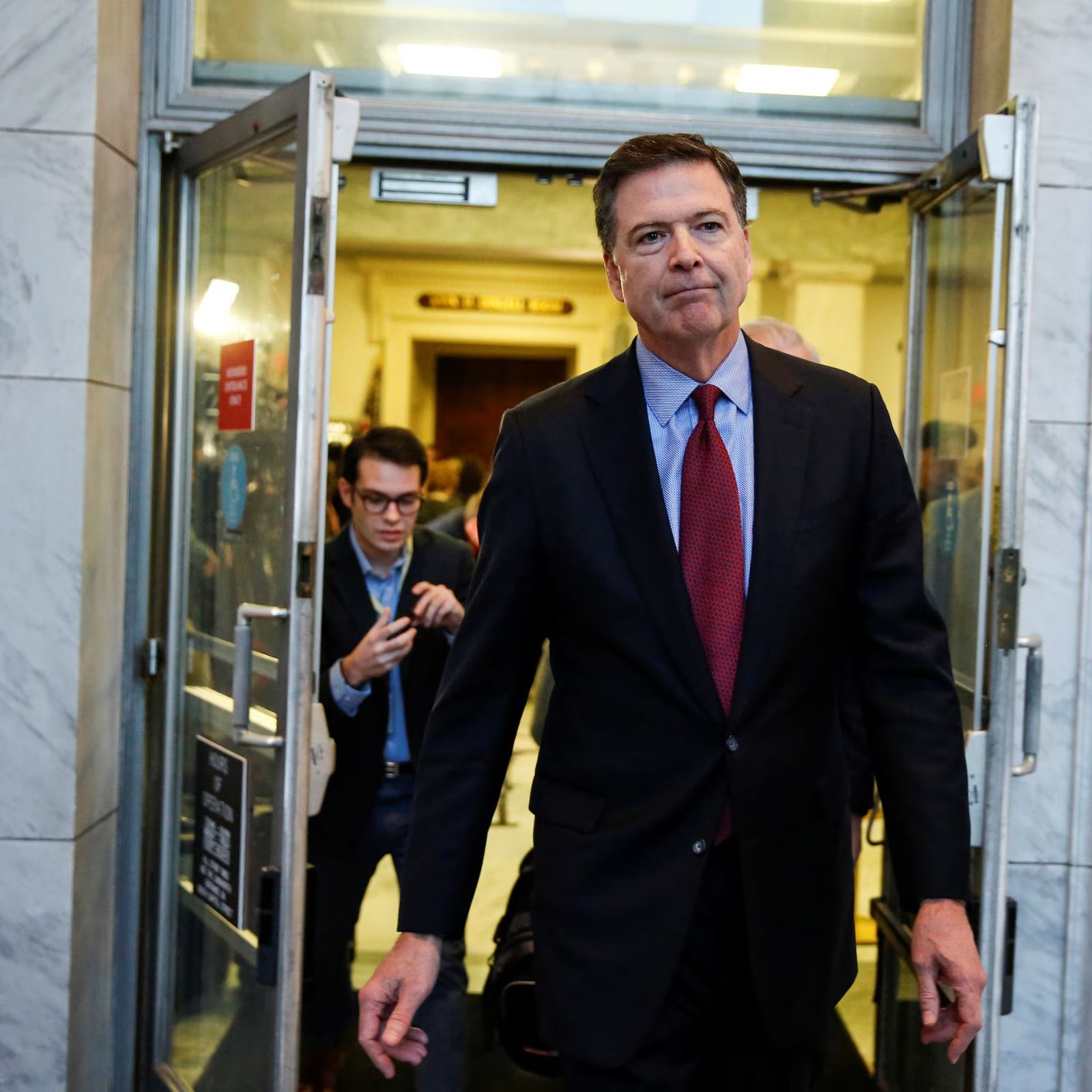 ترامپ می‌گوید عکس اینستاگرام رئیس پیشین اف‌بی‌آی تهدید به ترور بود