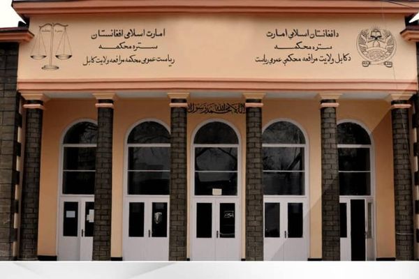 طالبانو د «ناروا اړیکو او زنا» په تور په کابل کې ۱۴ تنه په بند او دُرو وهلو محکوم کړل