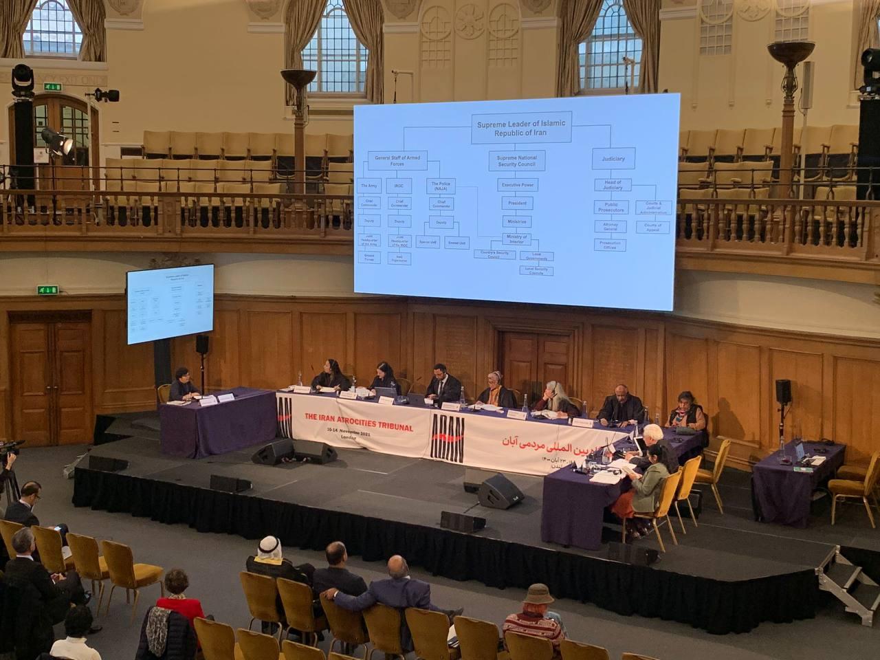 شاهد عینی در دادگاه آبان: در بازداشت ما را برهنه می‌کردند و بی دلیل کتکمان می‌زدند