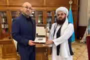 په روسیې کې طالب سفیر د قزاقستان له سفیر سره د دوه اړخیزو اړیکو په تړاو غږېدلی