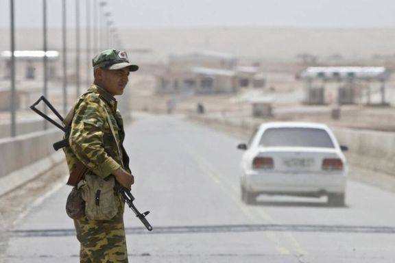 تاجکستان طالبان د ګډې پولې په خوندي کولو کې په بې مسوولیتۍ تورن کړل