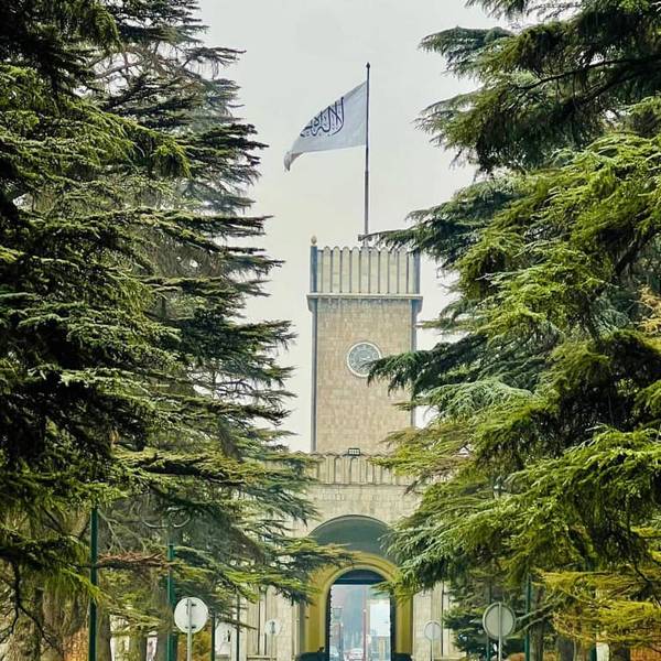 طالبانو پر خلکو غږ کړی چې اسلامي نظام پر وړاندې د دسیسو د عملي کېدو مخه ونیسي