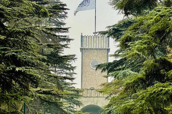 طالبانو پر خلکو غږ کړی چې اسلامي نظام پر وړاندې د دسیسو د عملي کېدو مخه ونیسي