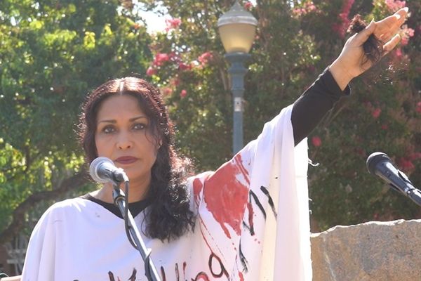 لینا علم: از هر قوم و تباری که هستید در برابر کشتار انسانهای بیگناه صدا بلند کنید