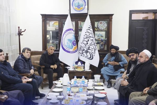 طالبان: تاجکستاني پانګوالو د سمنټو په برخه کې پانګونې ته چمتووالی ښودلی