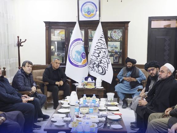 طالبان: تاجکستاني پانګوالو د سمنټو په برخه کې پانګونې ته چمتووالی ښودلی