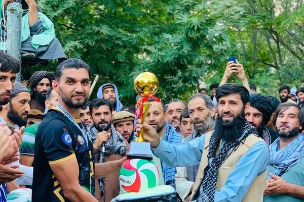 پنجشېر کې د والیبال«یووالي جام سیالۍ» د «جوانان دره» لوبډلې په اتلولۍ سره پای ته ورسېدې