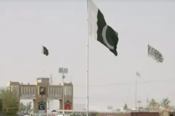 Spin Boldak Border Crossing Closes After Taliban-Pakistan Clashes