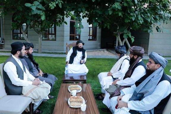 مولوي کبیر وايي په ایران او پاکستان کې له افغان کډوالو سره ناسم چلند کم شوی