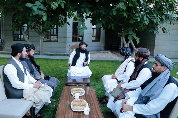 مولوي کبیر وايي په ایران او پاکستان کې له افغان کډوالو سره ناسم چلند کم شوی