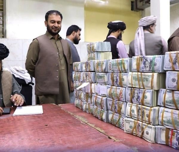 سیگار: به طور دقیق نمی‌دانیم که طالبان تا چه میزانی از کمک‌ها درآمد دارند