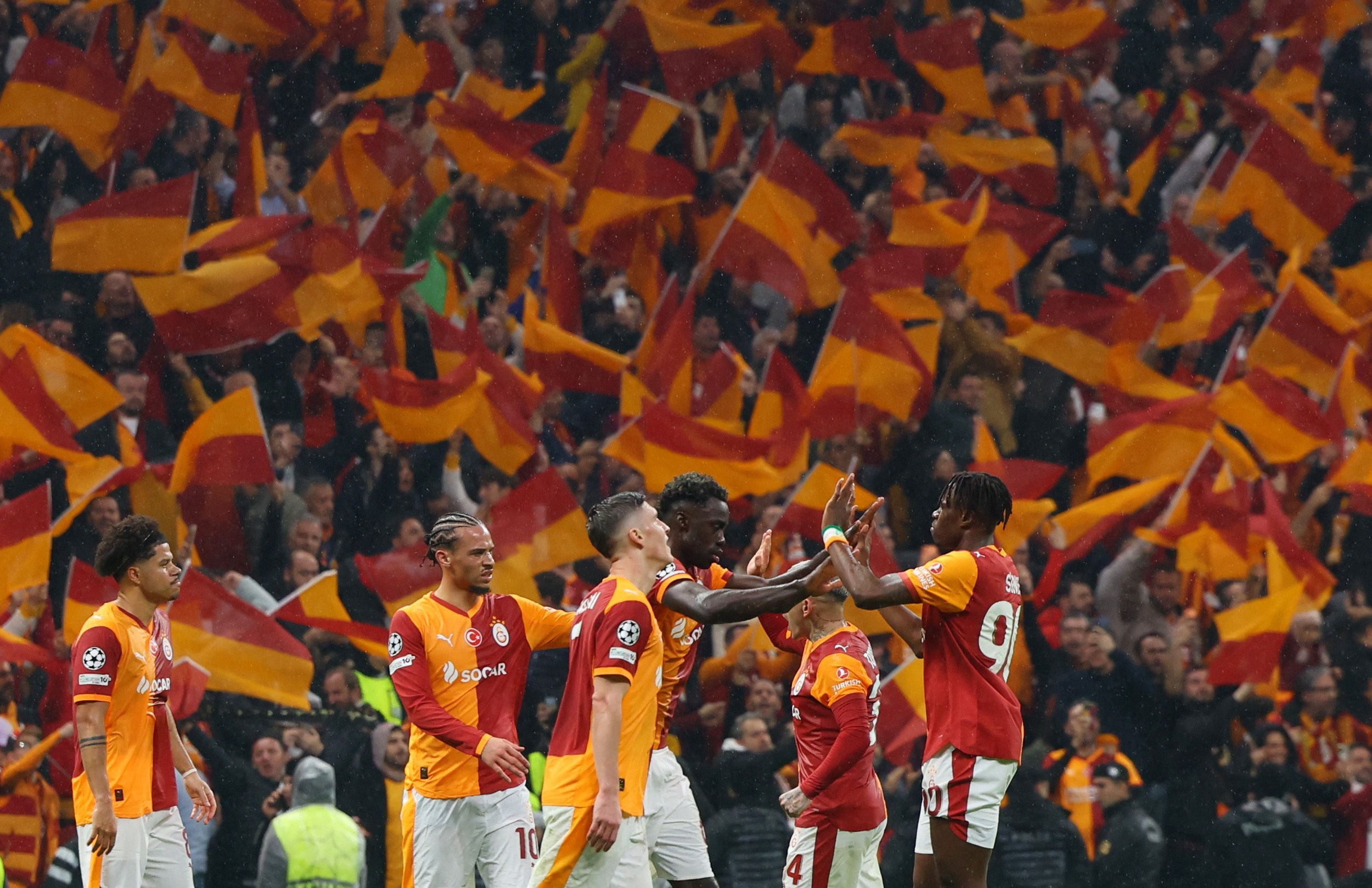 شب کابوس‌وار بانوی پیر؛ گالاتاسرای در پلی‌آف لیگ قهرمانان اروپا یوونتوس را تحقیر کرد