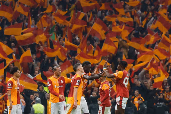 شب کابوسوار بانوی پیر؛ گالاتاسرای در پلیآف لیگ قهرمانان اروپا یوونتوس را تحقیر کرد