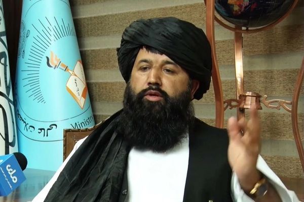 د طالبانو د لوړو زده کړو وزیر ډاکټران د روغتیا معماران بللي