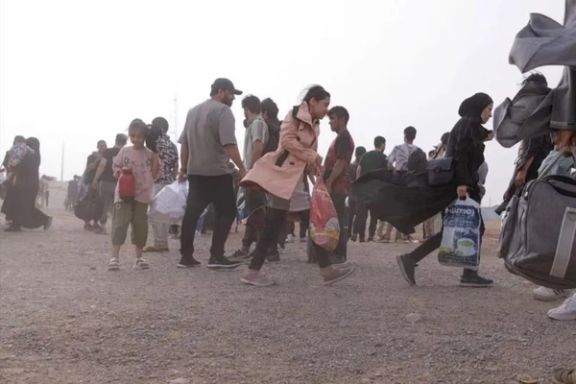 صحيفة إيرانية: ترحيل النساء الأفغانيات من إيران يخلق أزمة إنسانية بأبعاد جندرية