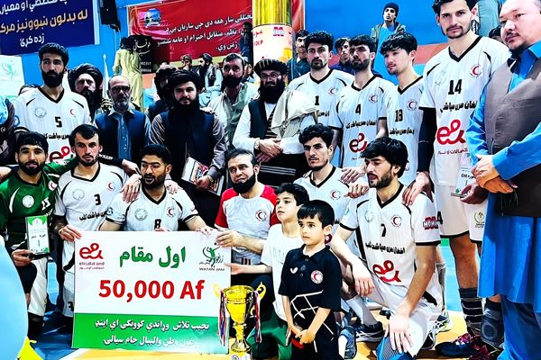 تیم سرهمیاشت قهرمان رقابتهای والیبال جام سرسبز وطن شد
