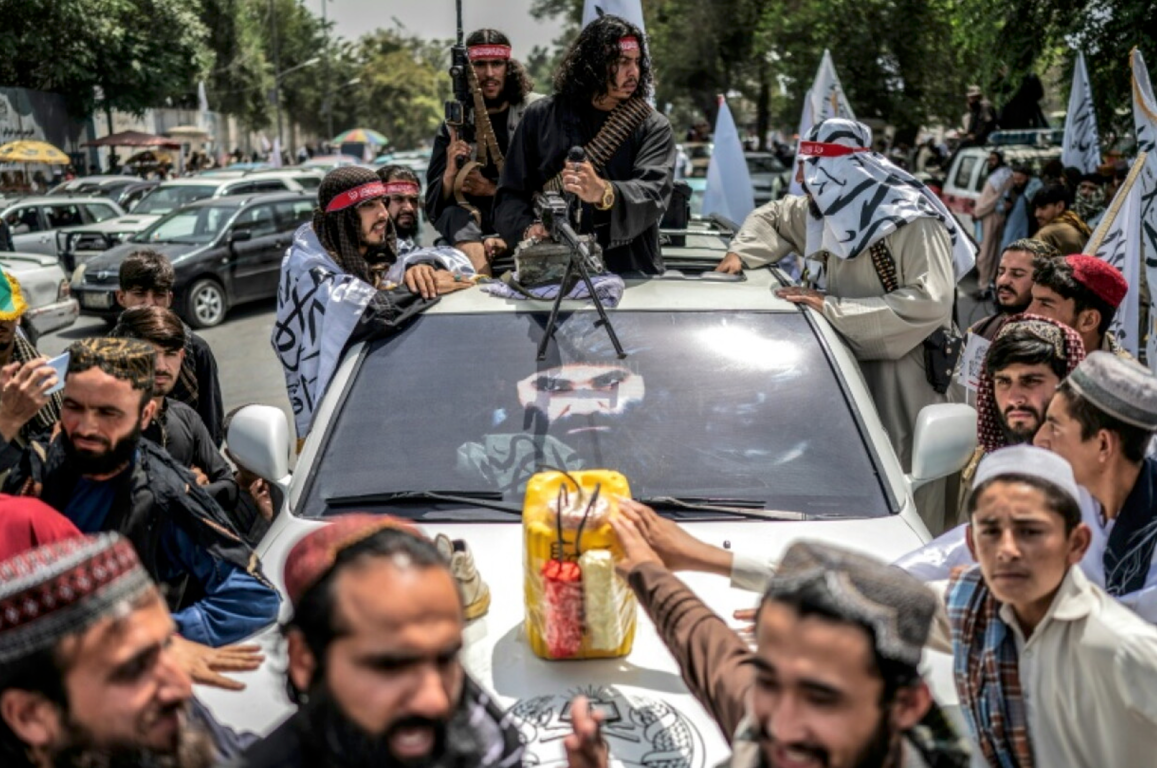 مقاومت جبهه: افغانستان په یوه حساس او برخلیک ټاکونکي پړاو کې دی