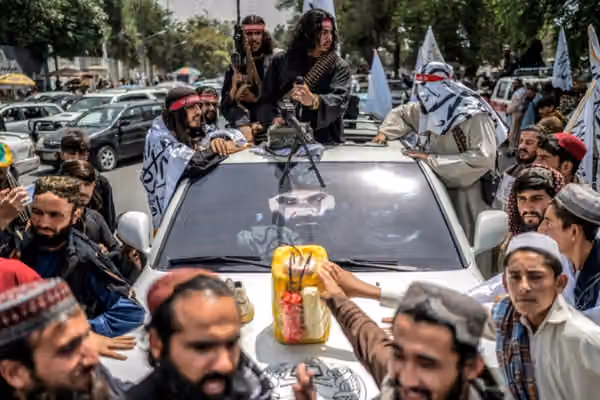 مقاومت جبهه: افغانستان په یوه حساس او برخلیک ټاکونکي پړاو کې دی