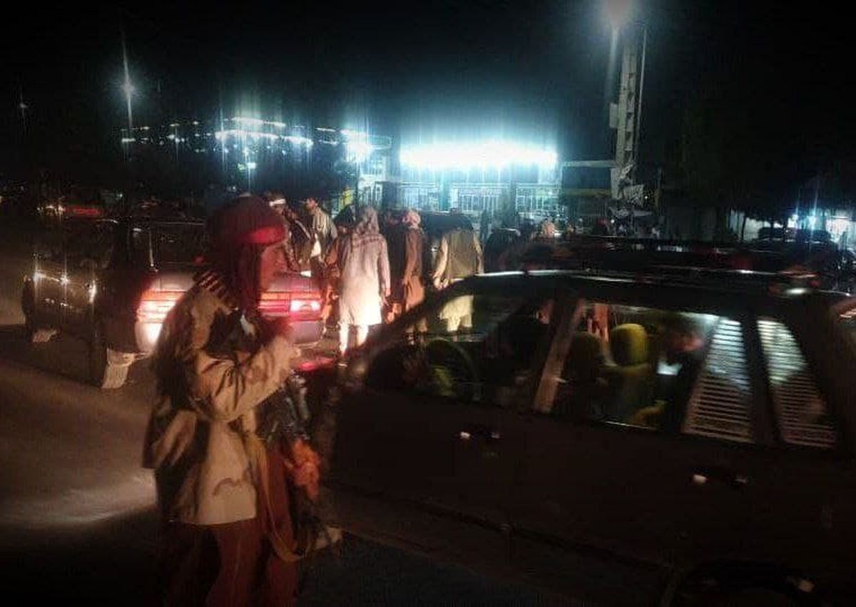 طالبان در فیض‌آباد بدخشان و ولسوالی قادس بادغیس قیودات شب‌گردی وضع کرد